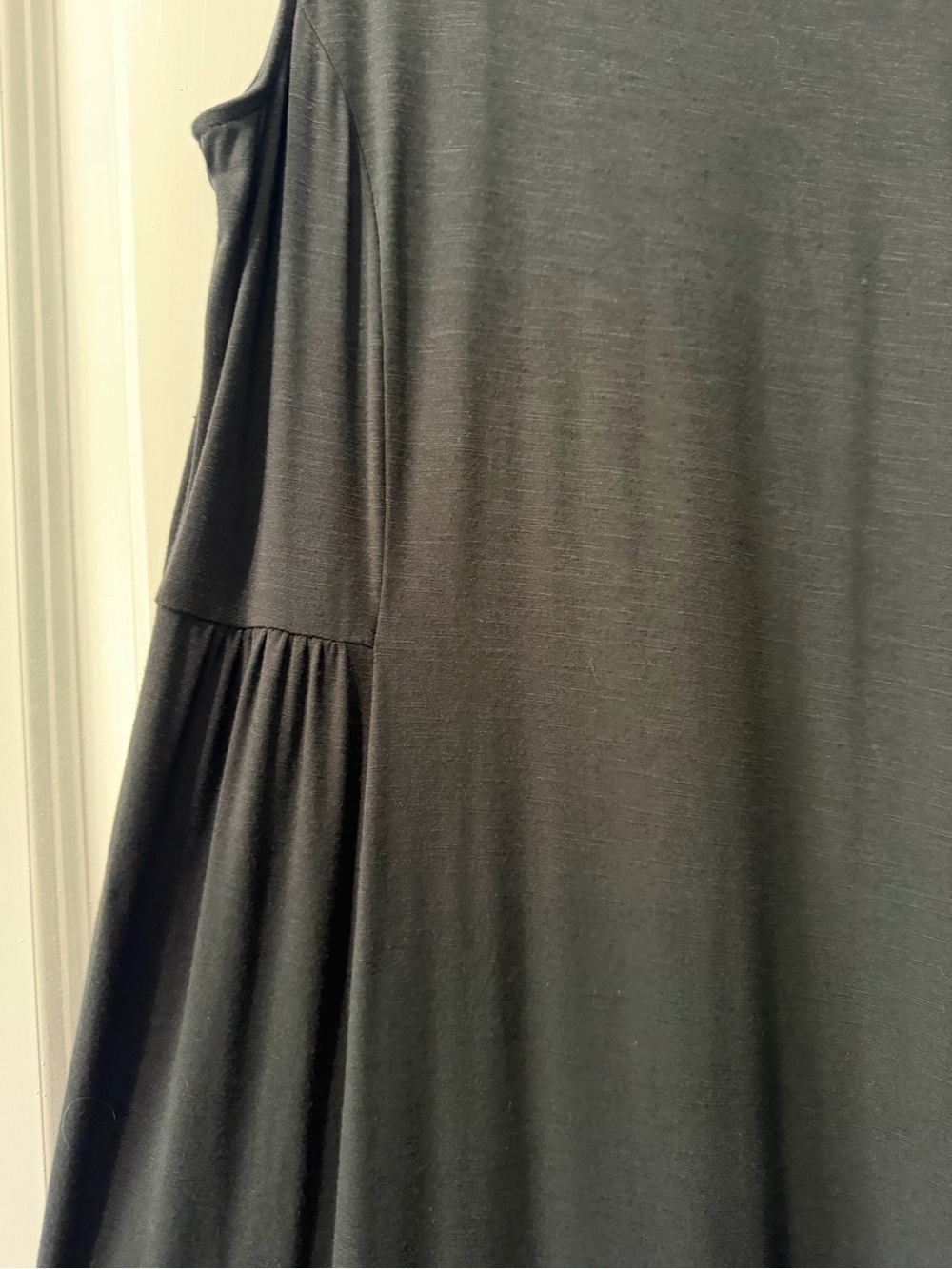 🆕 J. Jill Sleeveless Classic Comfy Scoop Neck Drop Waist Black Maxi Dress (S) - Picture 2 of 10